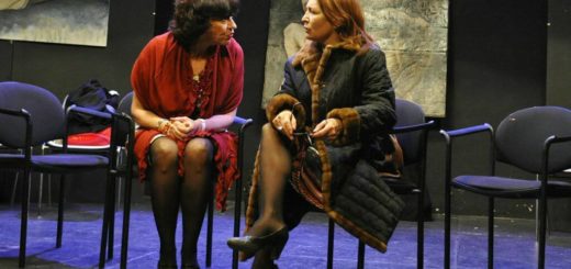 Una scena dello spettacolo "Non sono solo tua"